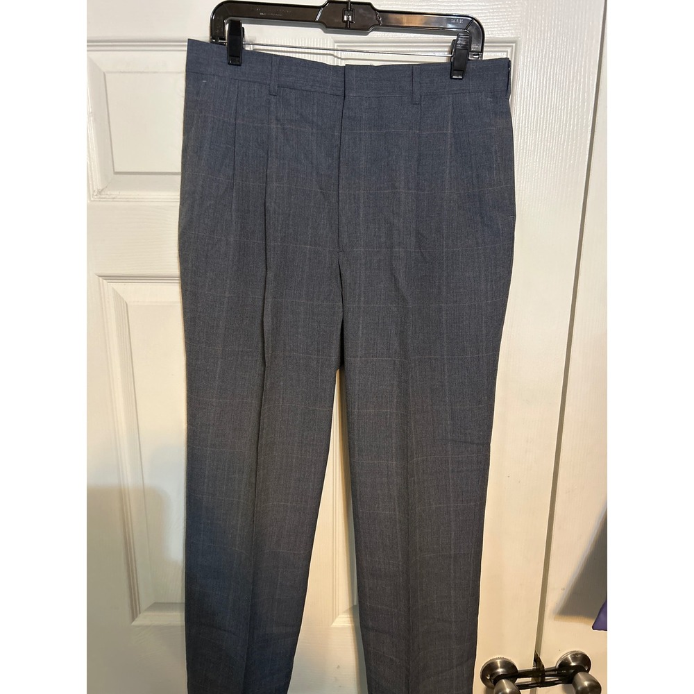 Haggar Gentlemans Fit Pleated Dress Pants Blue Grey Windowpane 34x30 Made in USA